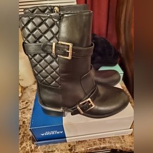 Vince Camuto boots Size 7 Women's Size